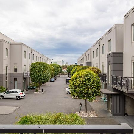 Quest Prahran Aparthotel Melbourne Exterior photo